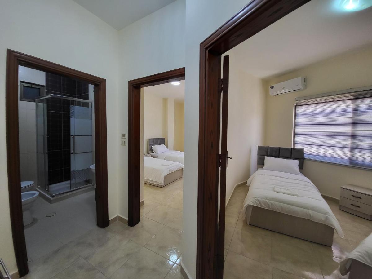 Ibn Kathir Apartment Madaba Bagian luar foto