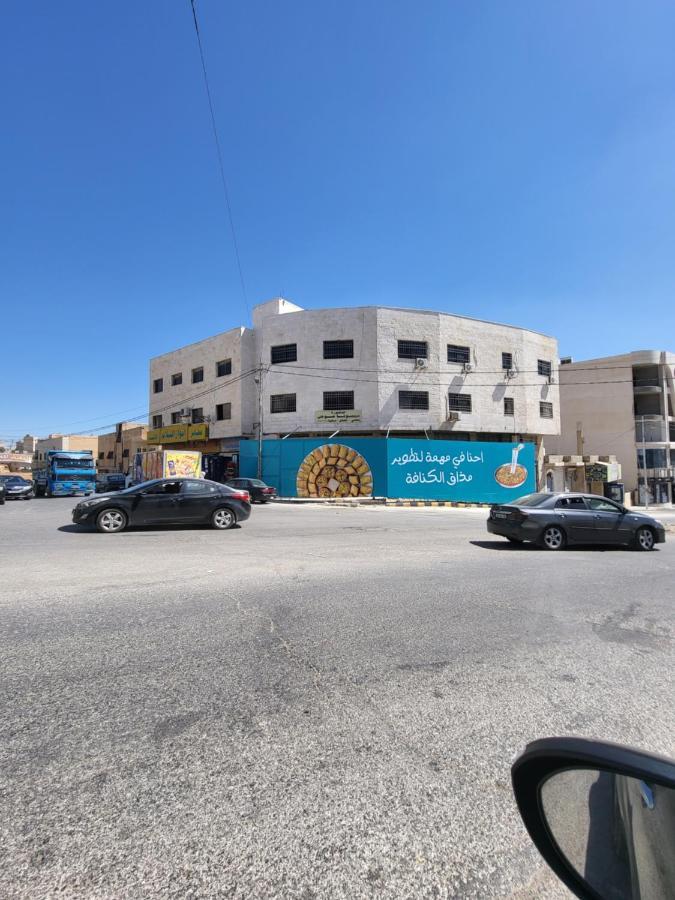 Ibn Kathir Apartment Madaba Bagian luar foto